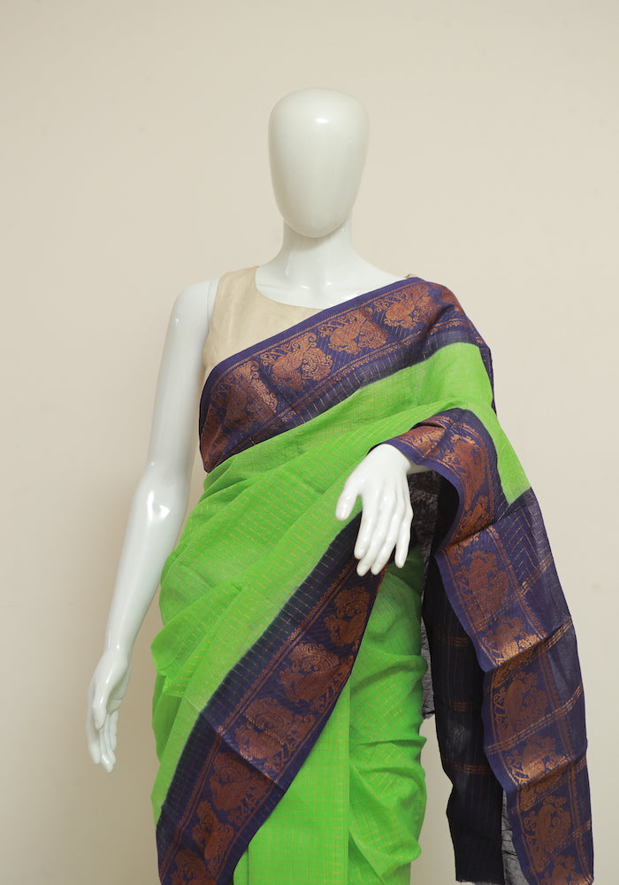 Parrot Green Sungudi Saree with Blue Border Design 2