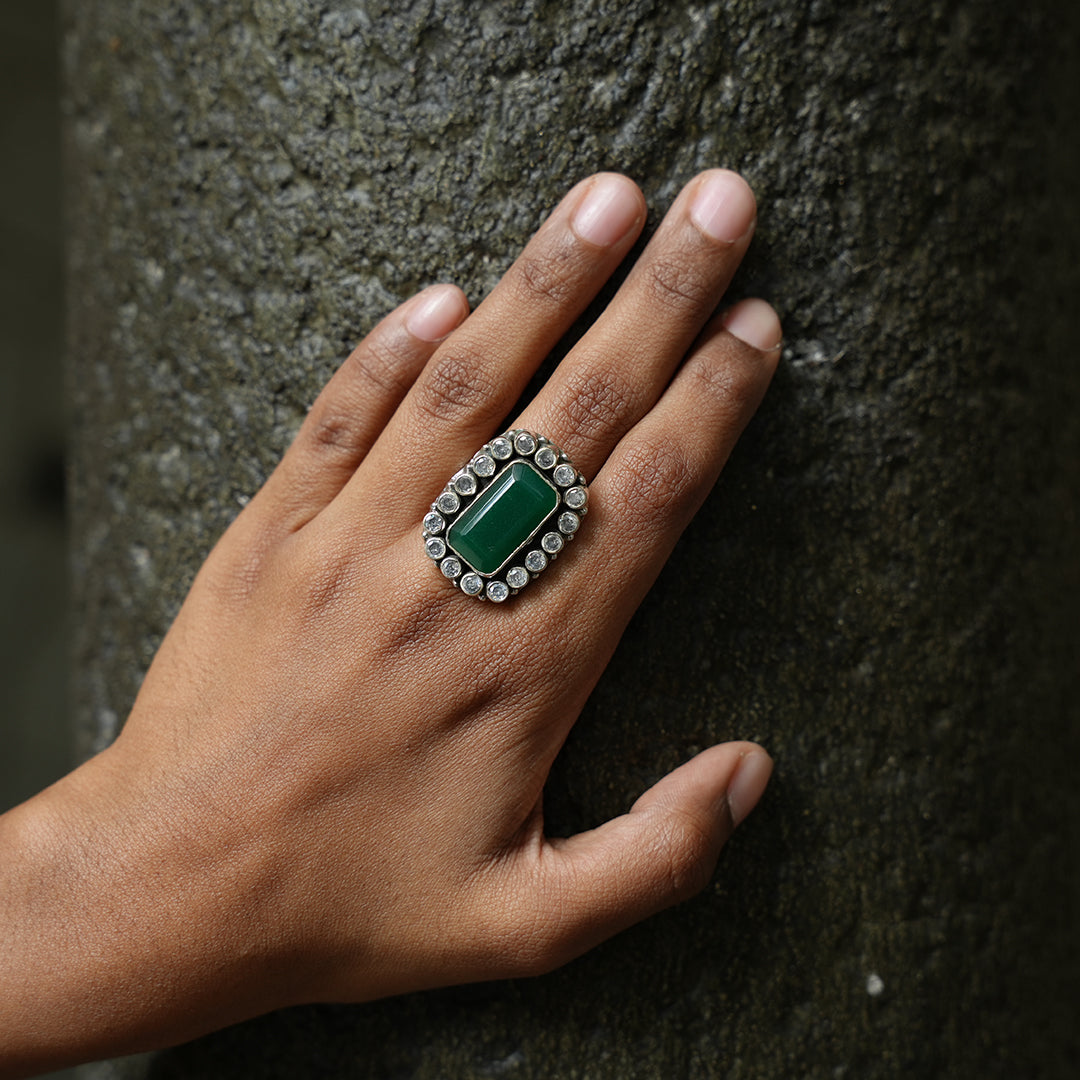 Buy quality Green Victorian 925 Silver Lady Ring in Rajkot